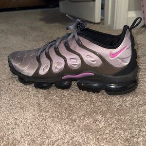 Nike Air VaporMax Plus - Black and Purple